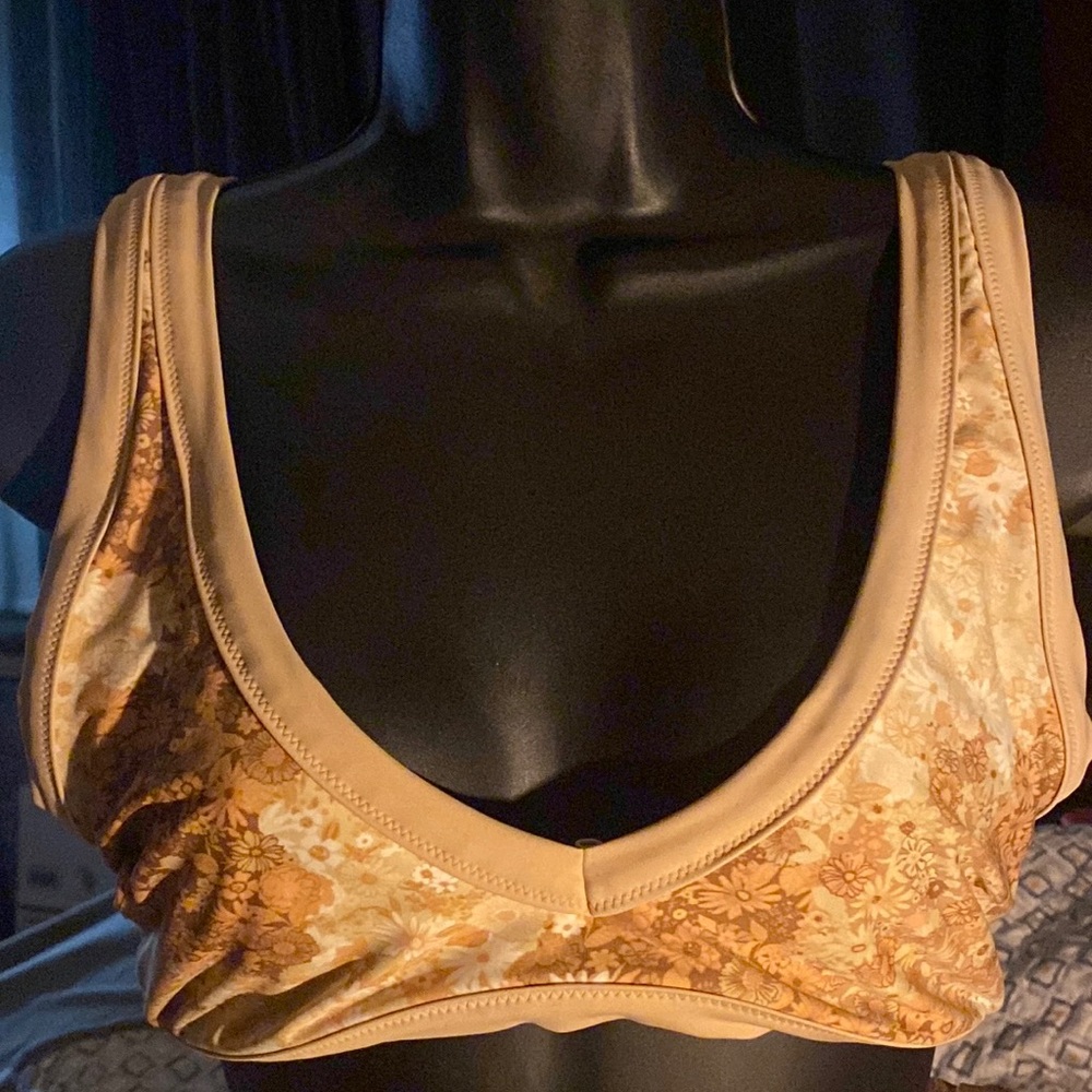 Neutral Color Floral Swim Top